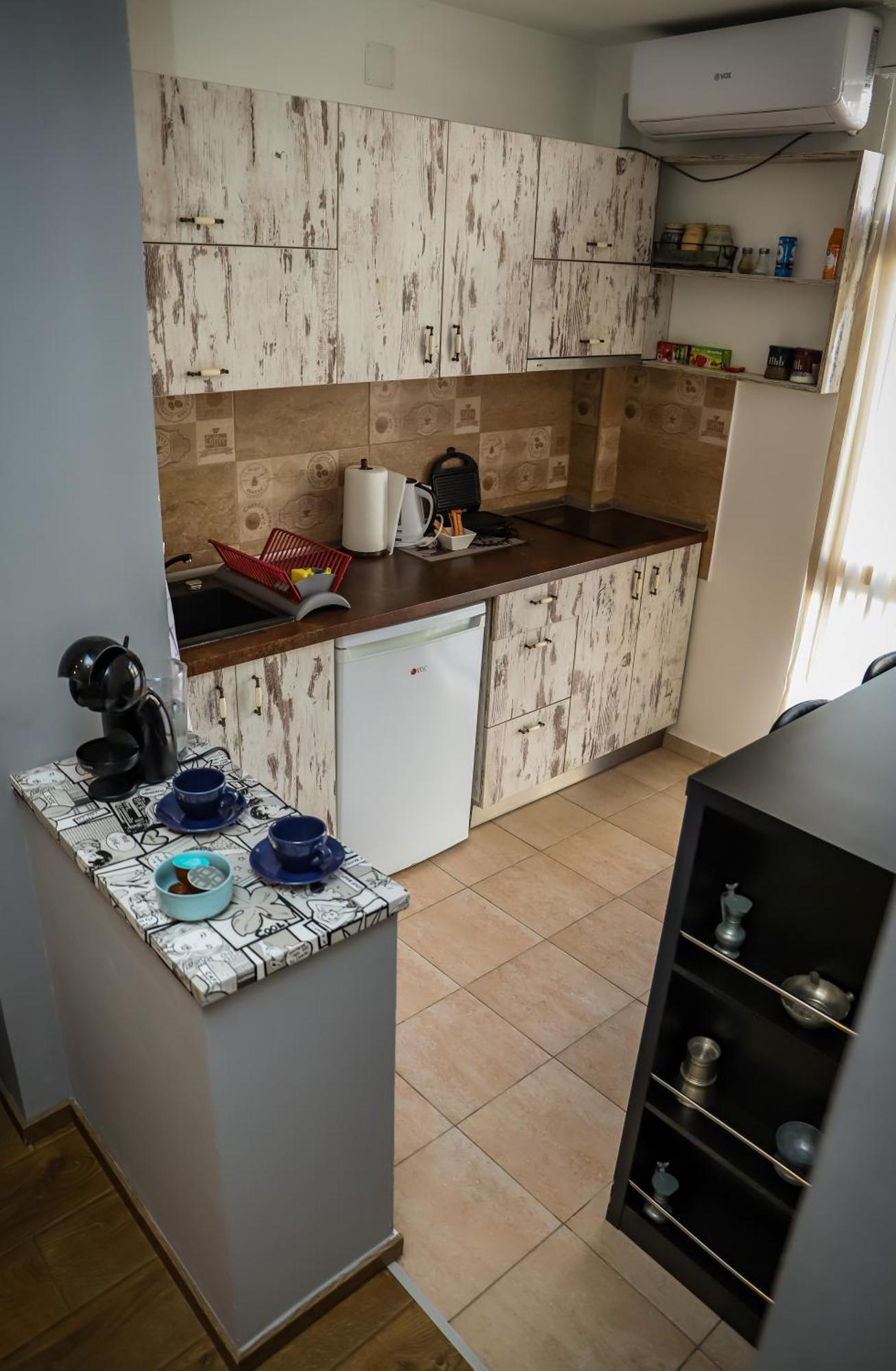 Rezervisi Slobodno, U Centru Smo Daire Novi Sad Dış mekan fotoğraf